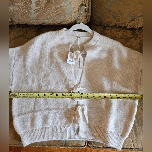 NWT Free people Ivory Bow Cardi - Picture 4 of 16